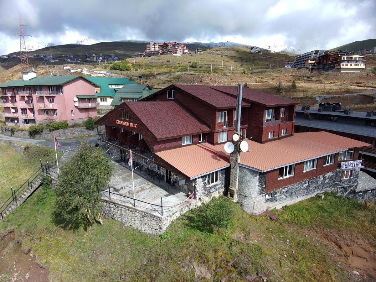 Gudauri Hut Hotel Exterior foto